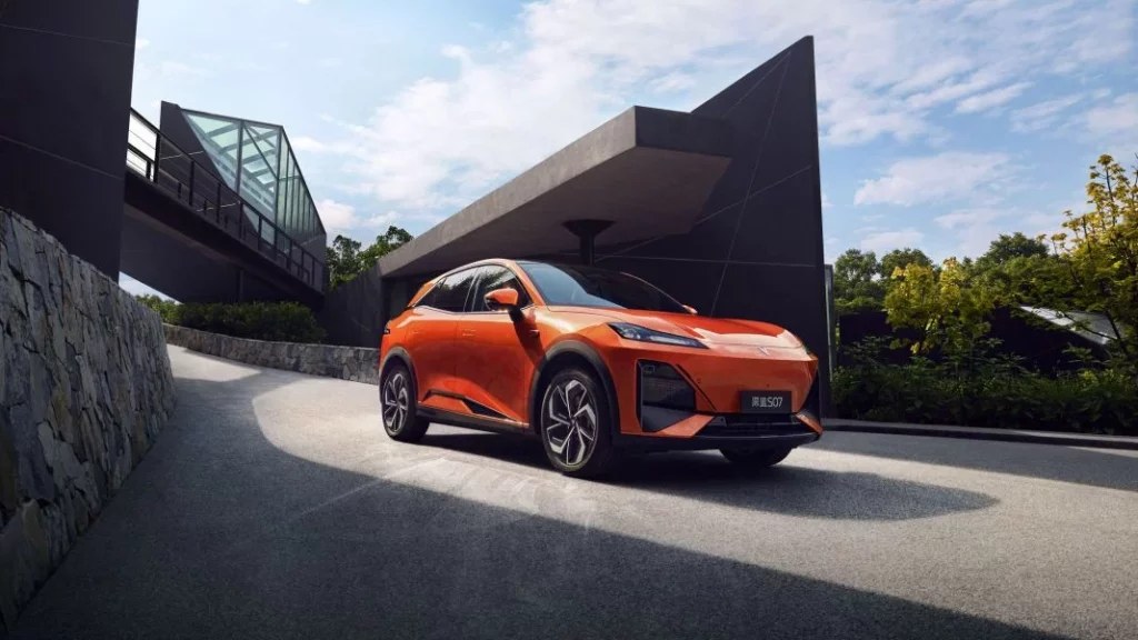 2025 Deepal S07. Mazda EZ-60. Imagen.