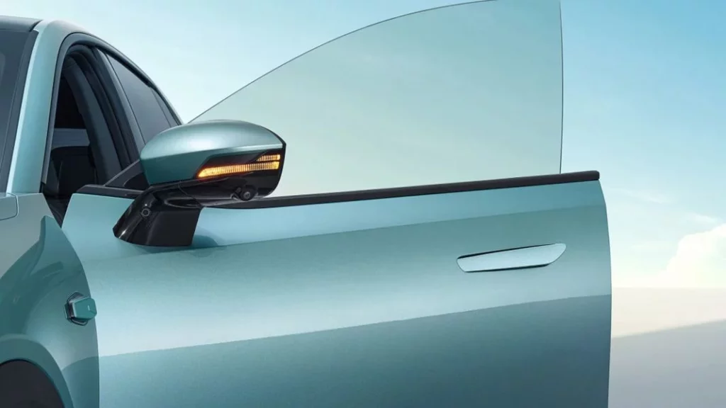2025 Deepal S07. Mazda EZ-60. Imagen detalle.