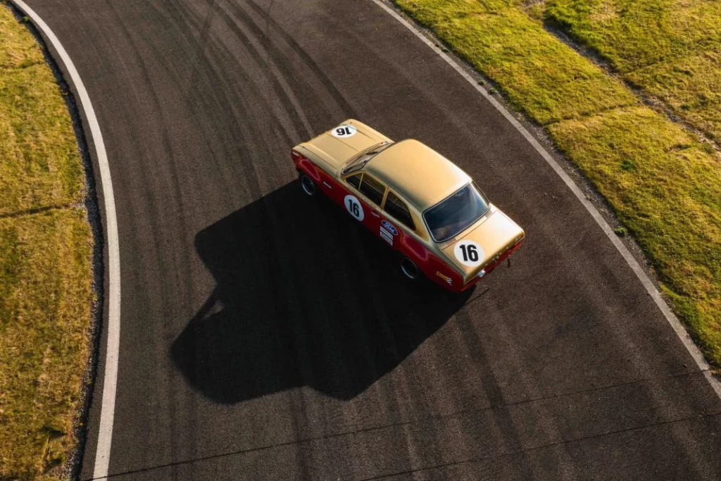 2025 Ford Escort Alan Mann 68 Edition Borheam 10 Motor16