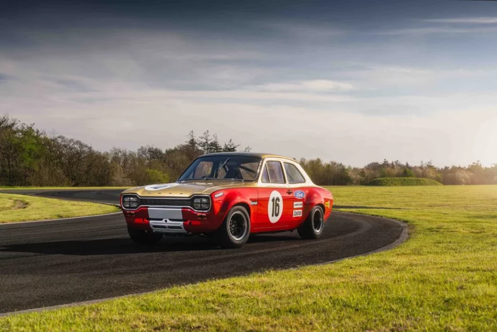 2025 Ford Escort Alan Mann 68 Edition Borheam 3 Motor16