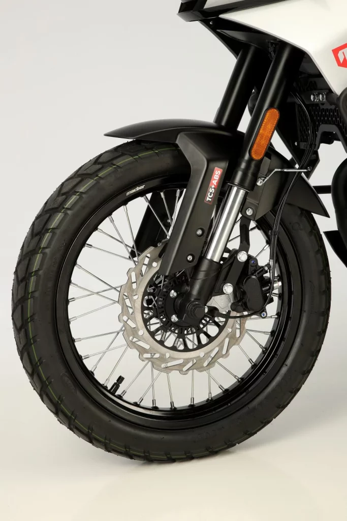 MACBOR Montana XR1 125 EVO: La adventure de 125 'Made in Spain' que tienes por 3.499 euros 15 Motor16 2025 MACBOR Montana XR1 125 EVO 17 Motor16