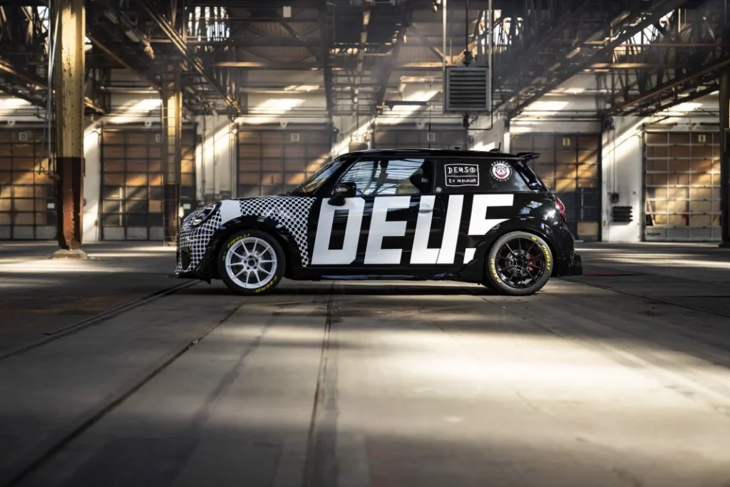 2025 Mini John Cooper DEUS 24 H Nurburgring 3 Motor16