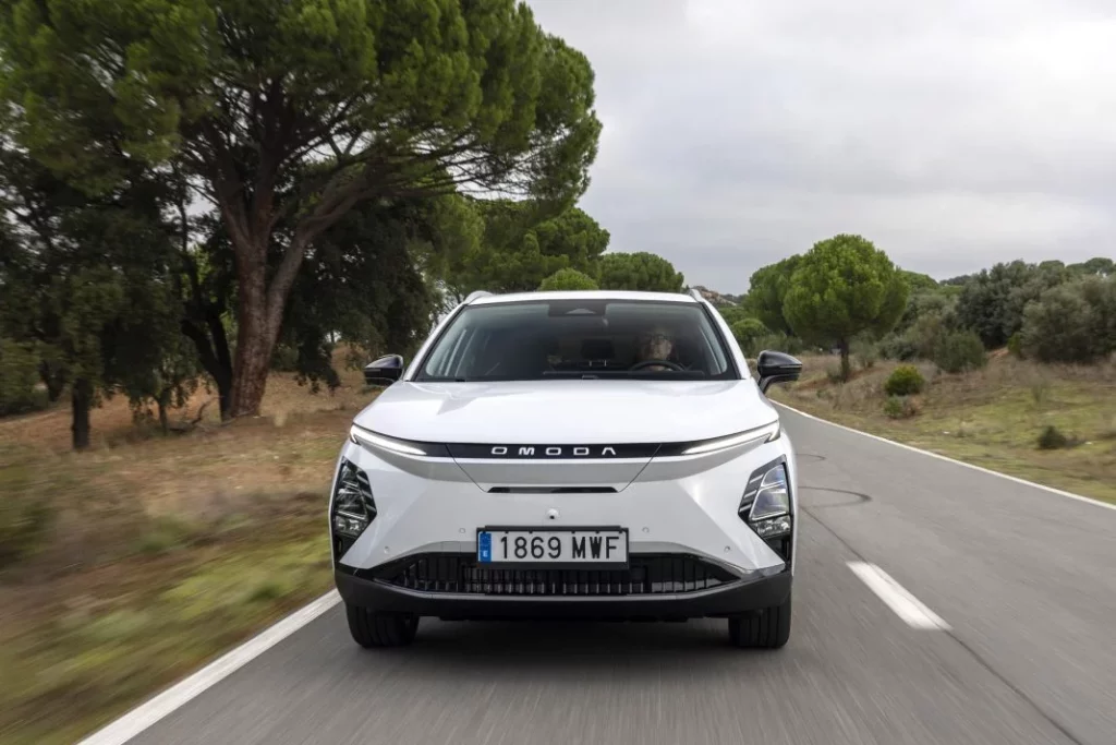 2025 Omoda 5 ev 15 Motor16