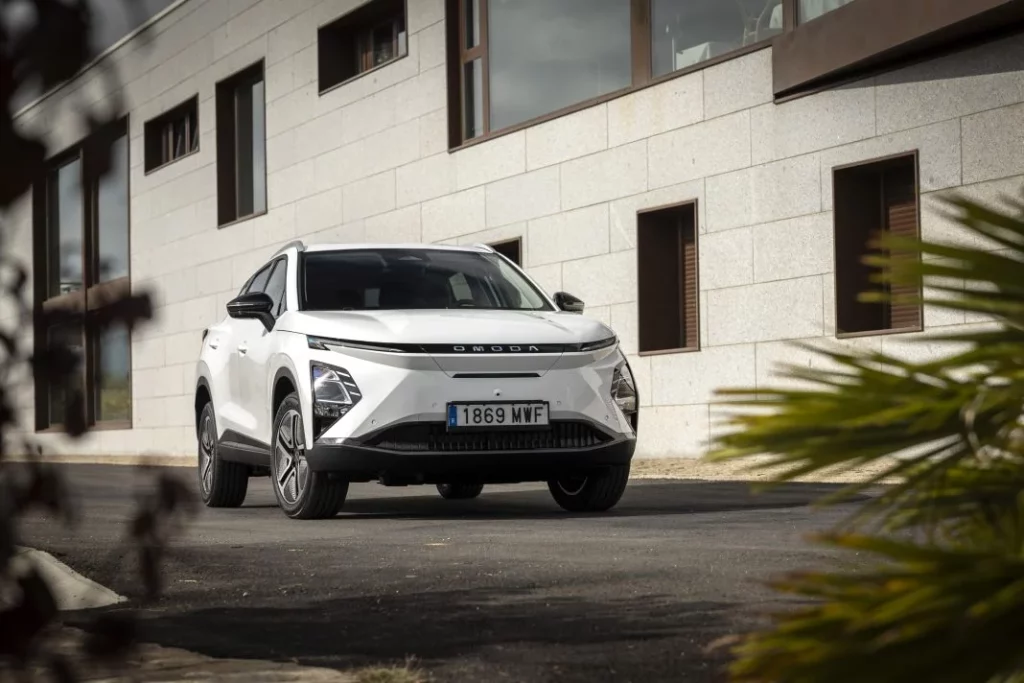 2025 Omoda 5 ev 2 Motor16