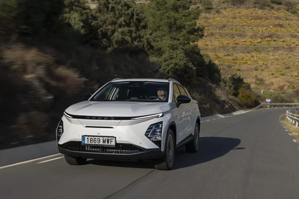 2025 Omoda 5 ev 3 Motor16