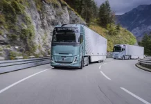 Volvo Trucks y los 10 beneficios de los espejos retrovisores digitales que usan sus camiones