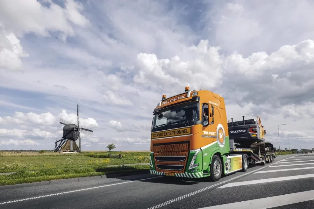 2025 Volvo Trucks. Camión eléctrico. Imagen.