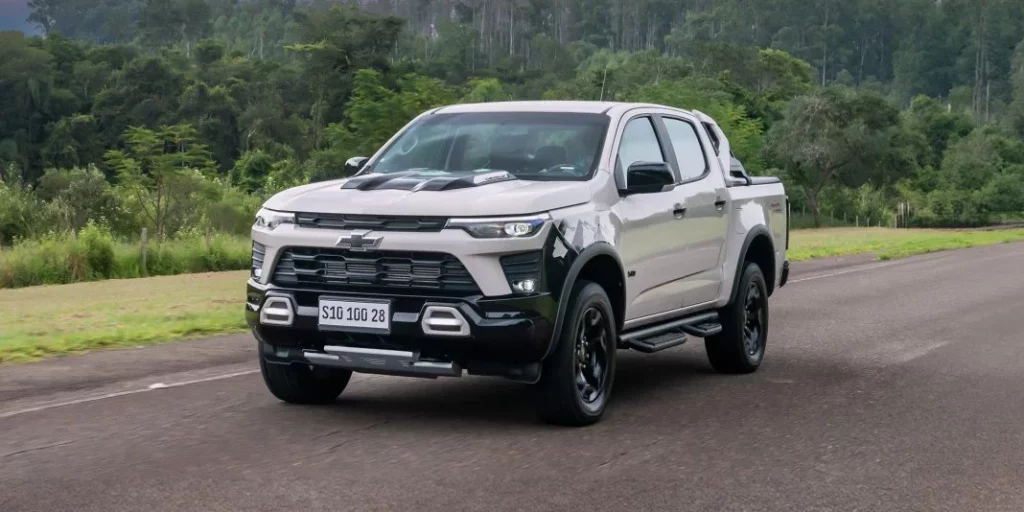2025 chevrolet s10 10 anos brasil 2 Motor16
