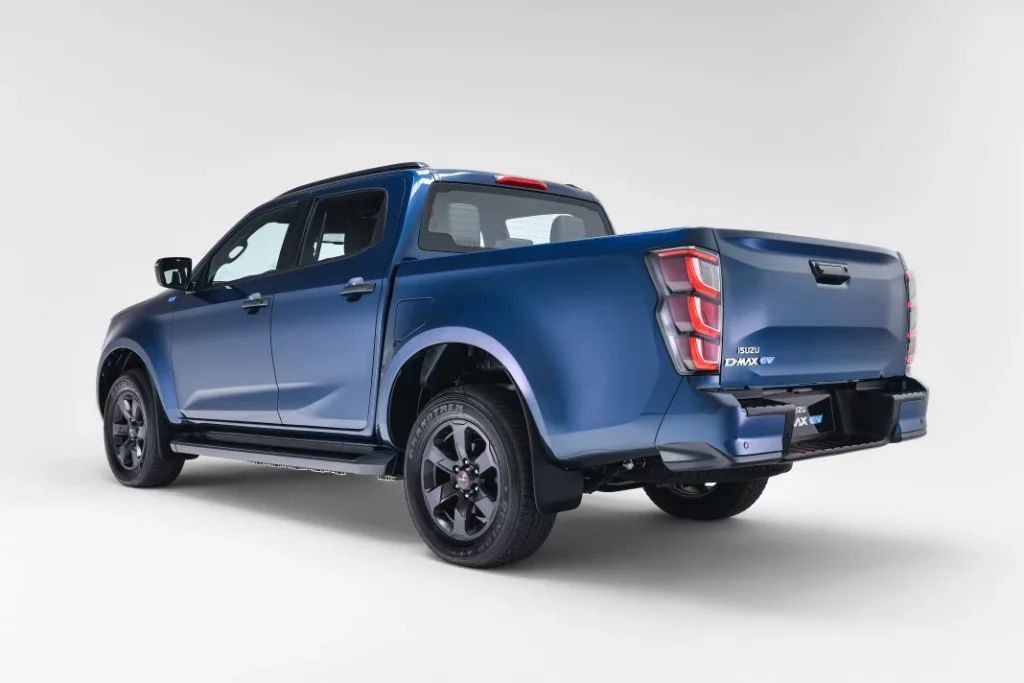 2025 Isuzu D-Max EV. Imagen trasera.