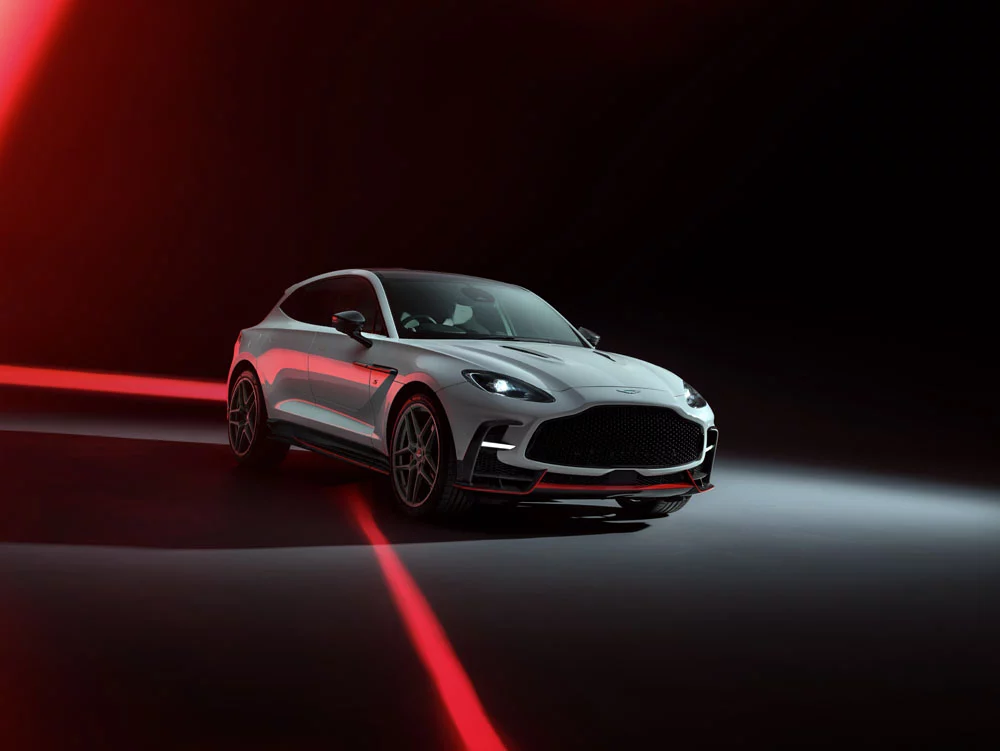 Aston Martin DBX S 10 Motor16