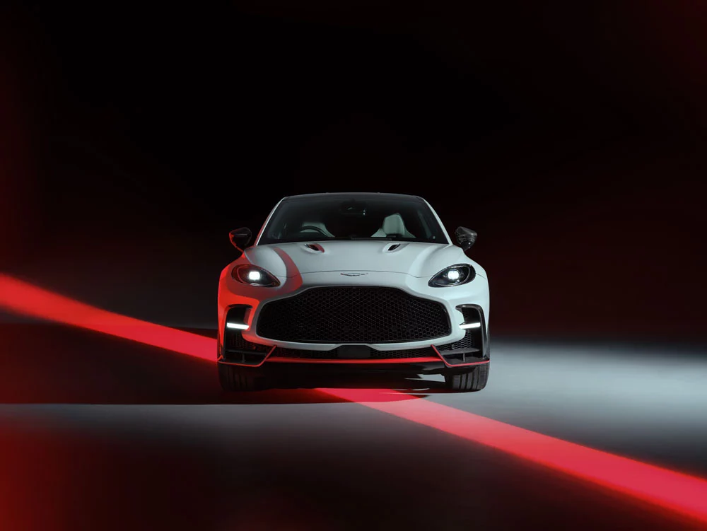 Aston Martin DBX S 12 Motor16