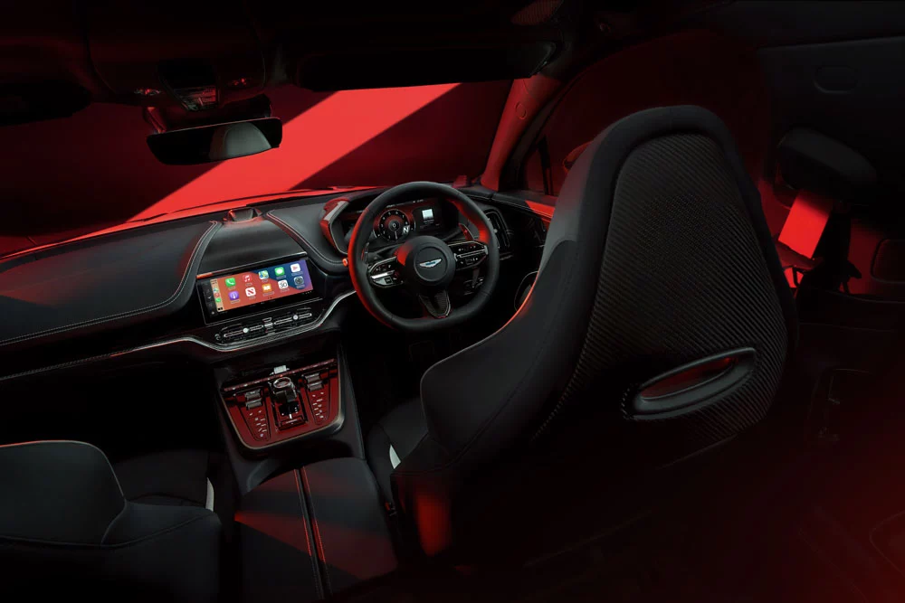 Aston Martin DBX S 20 Motor16