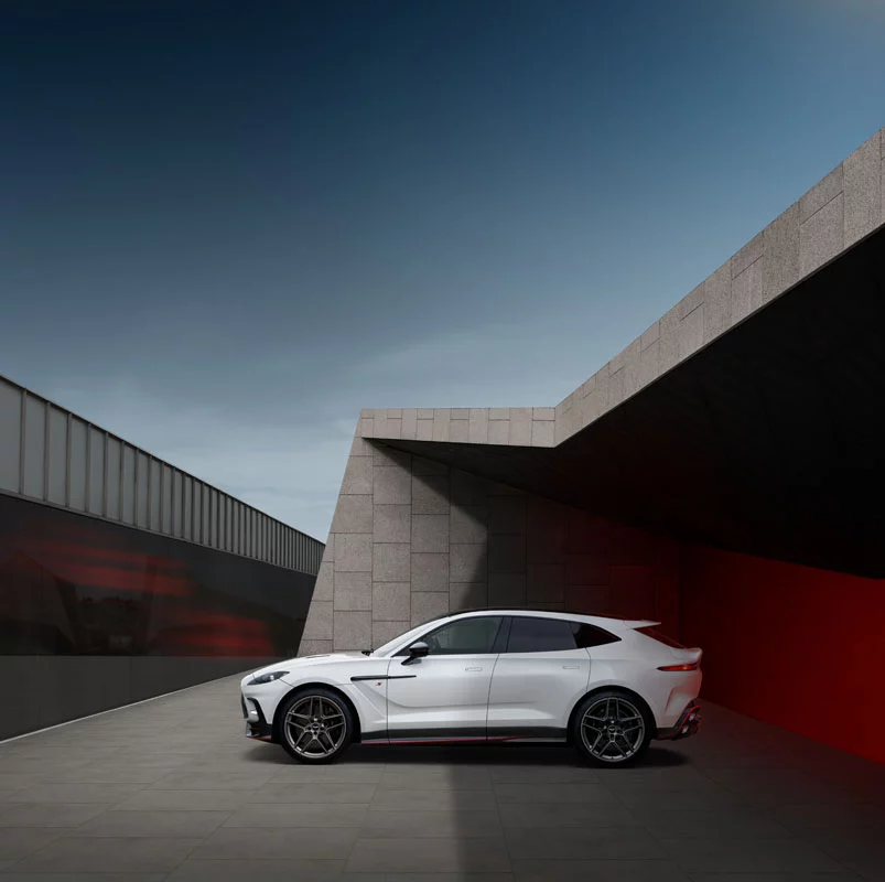 Aston Martin DBX S 5 Motor16