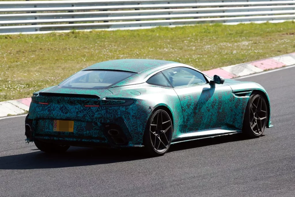Aston Marton DB12 AMR 12 Motor16