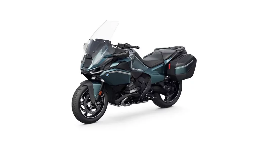 BMW R 1300 RT 10 Motor16