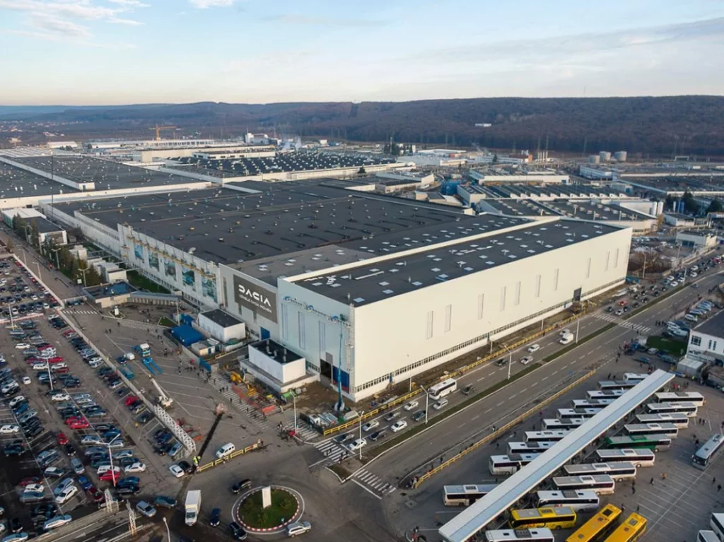 DACIA 8 MILLONES FABRICA MIOVENI 2 Motor16