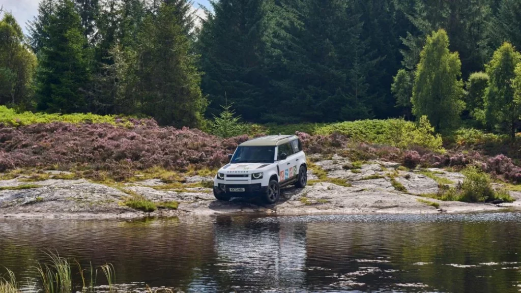 DEF AWARDS SCOTLAND 6X9 270325 091 Motor16