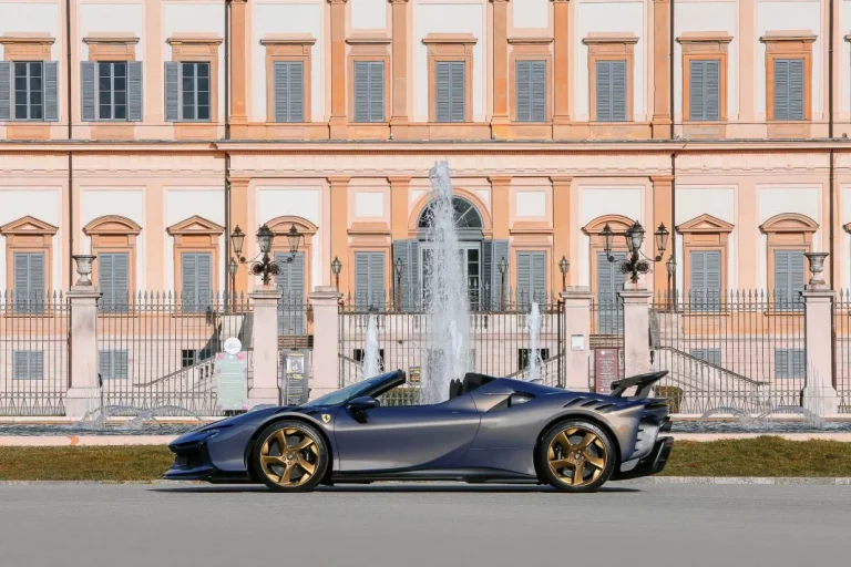 Un Ferrari SF90 XX Spider sale a subasta por primera vez