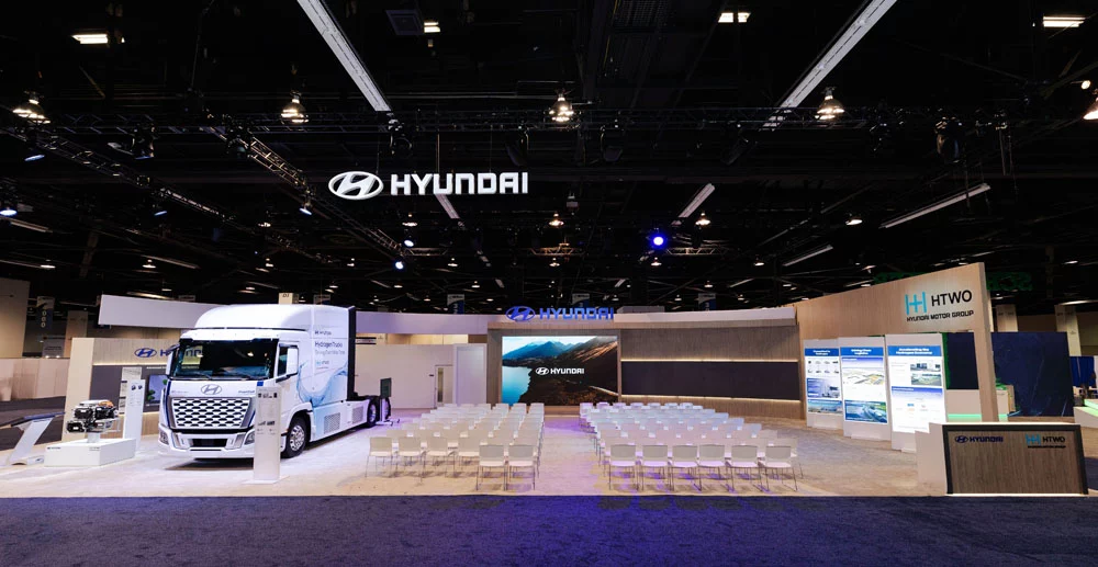 HYUNDAI XCIENT FUEL CELL 2 Motor16