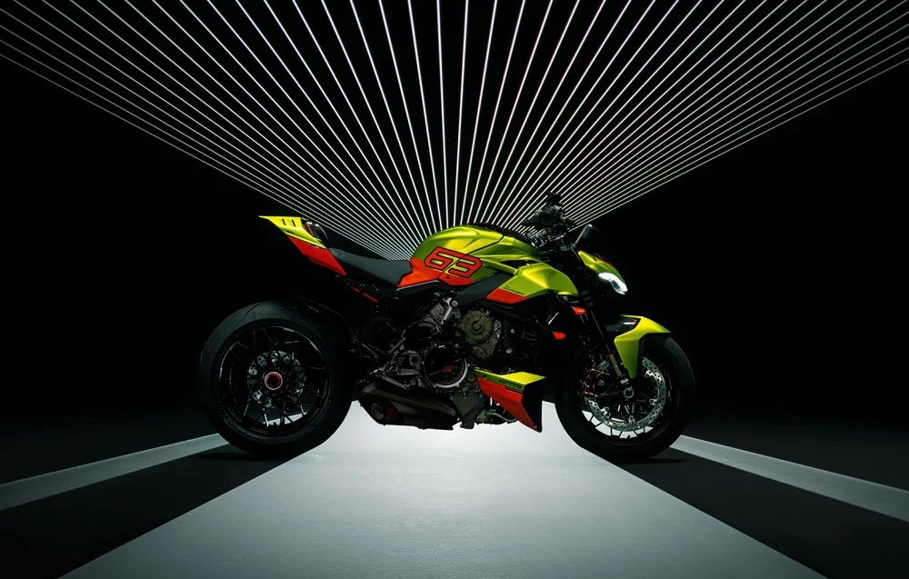 LAMBORGHINI DUCATI 1 Motor16