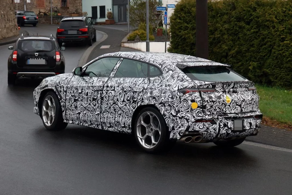 Lamborghini Urus SE Performante 20 Motor16