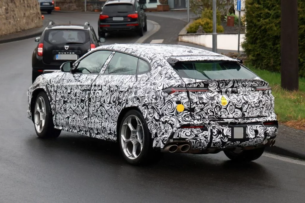 Lamborghini Urus SE Performante 21 Motor16