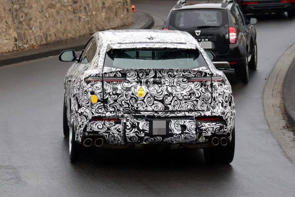 Lamborghini Urus SE Performante 26 Motor16