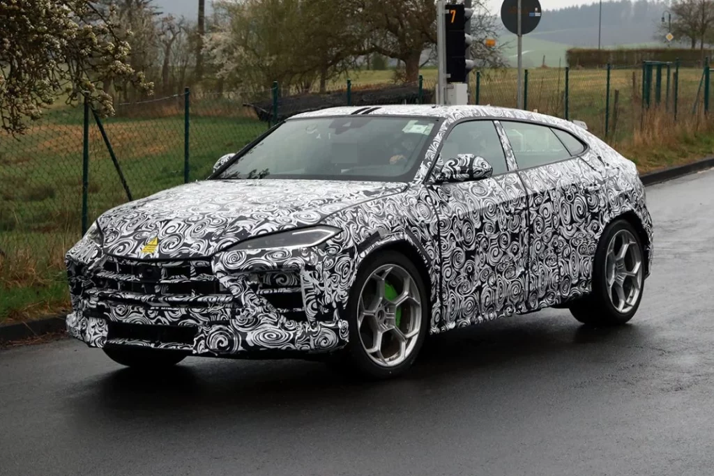 Lamborghini Urus SE Performante 8 Motor16