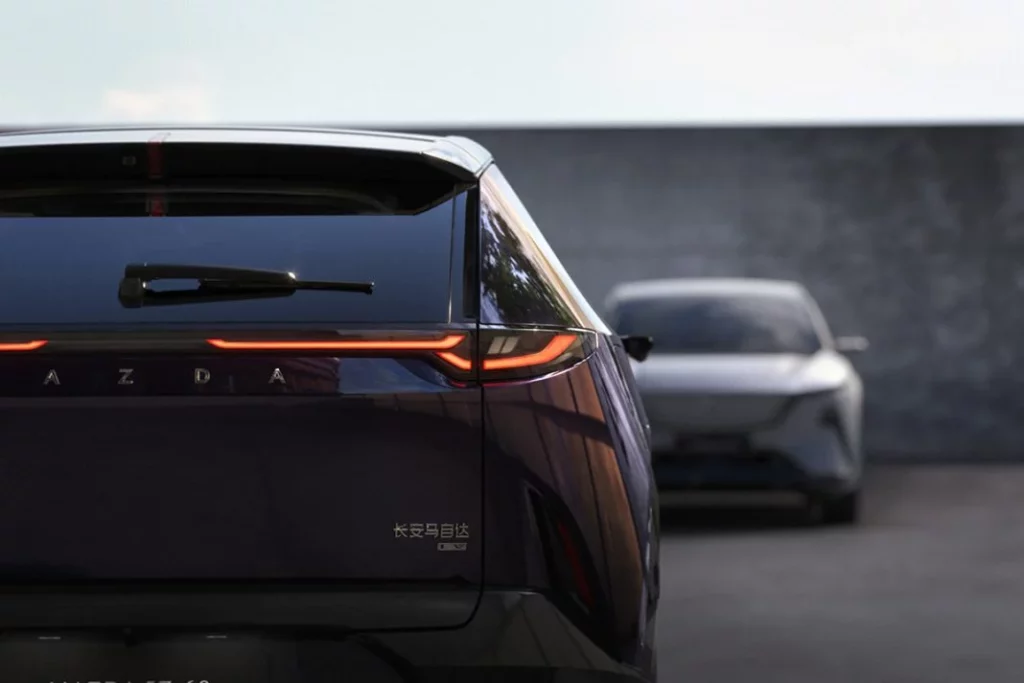 Mazda CX 6e 11 Motor16