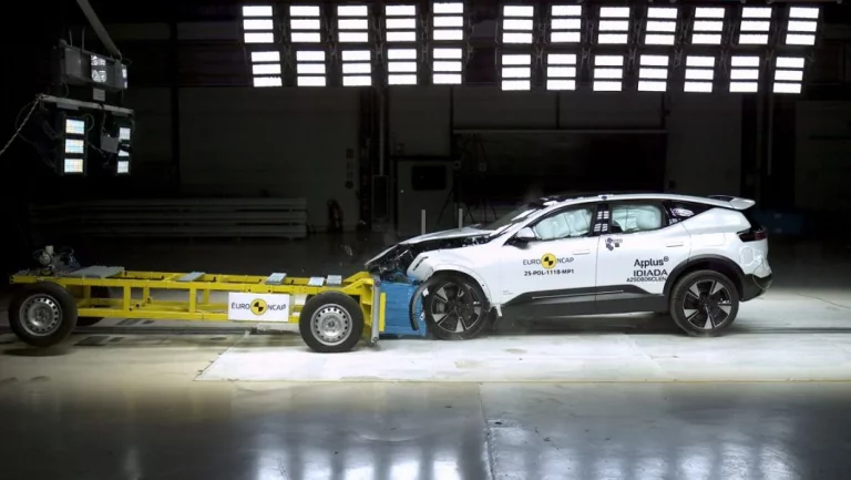 El Polestar 3 es el coche que mejor cuida de los niños en un accidente