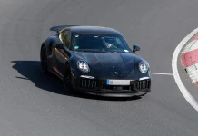 El Porsche 911 Turbo S 992.2 ya calienta en Nürburgring