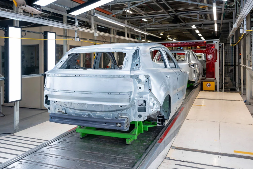 VOLVO EX30 PRODUCCION EN GANTE 8 Motor16