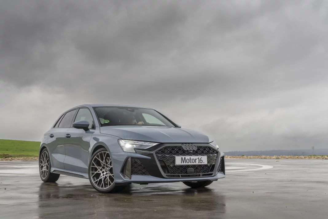 prueba-audi-rs3-sportback-2025-18.webp