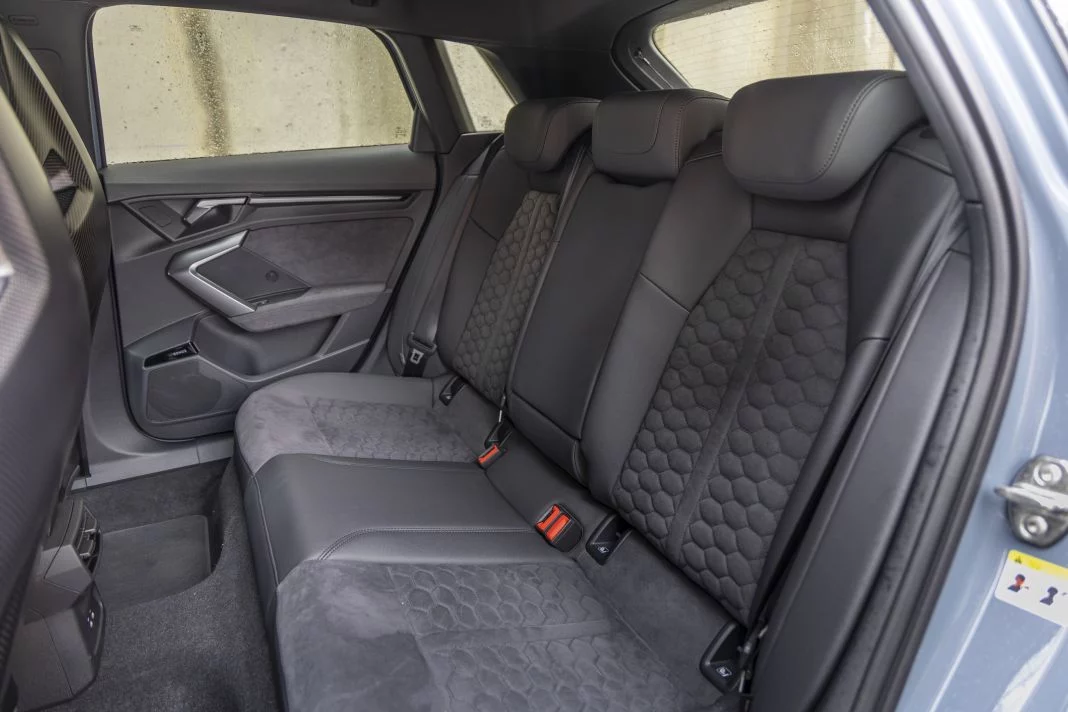 prueba-audi-rs3-sportback-2025-30.webp
