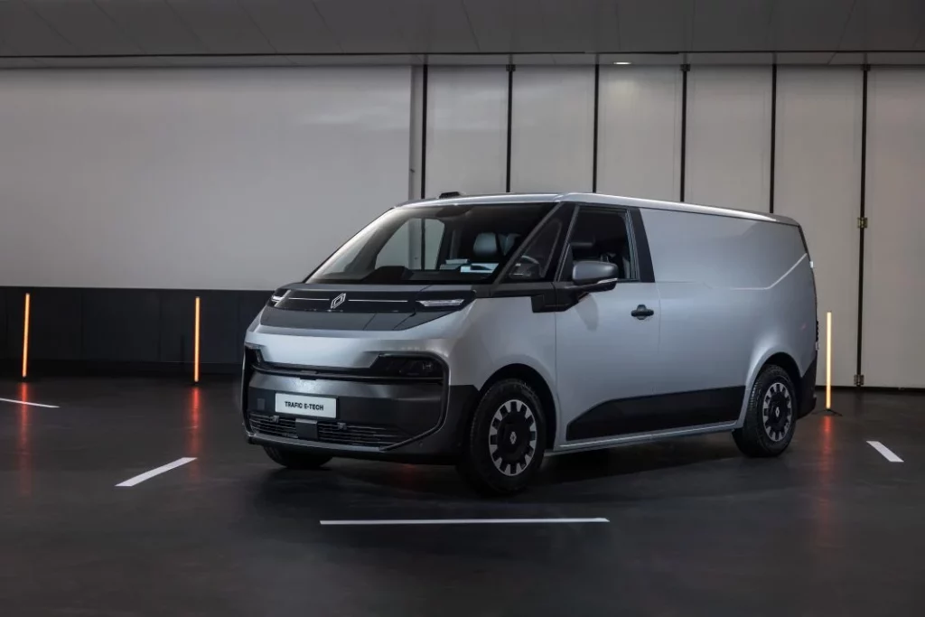 renault Trafic electric ev 1 Motor16