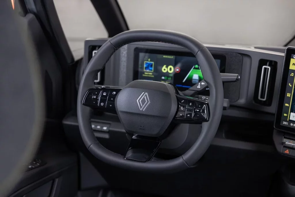 renault Trafic electric ev 16 Motor16