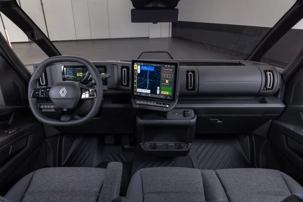 renault trafic Goelette electric ev 12 Motor16