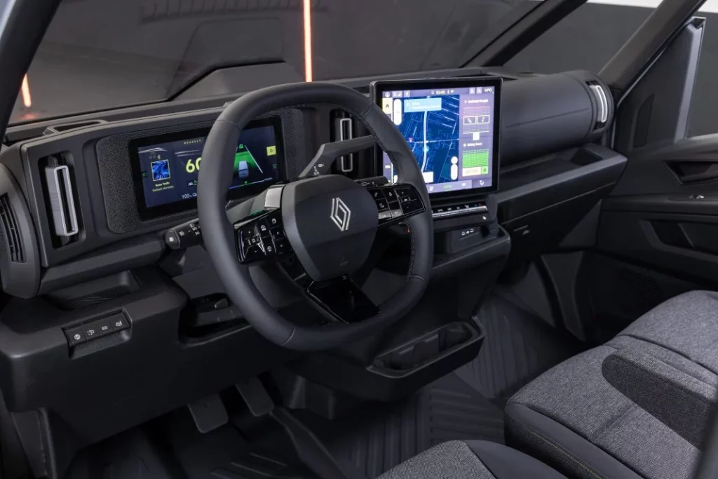 renault trafic Goelette electric ev 13 Motor16