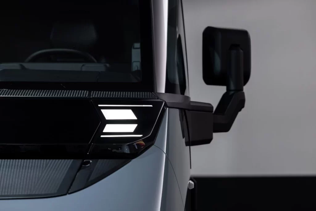 renault trafic estafette ev electric 10 Motor16