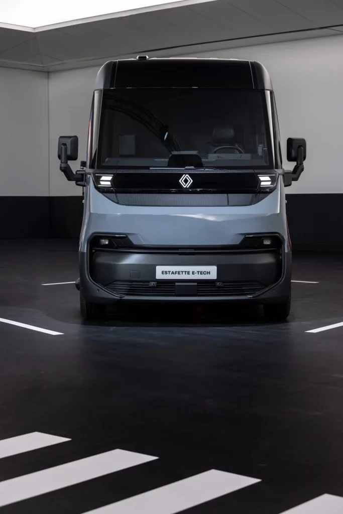 renault trafic estafette ev electric 5 Motor16