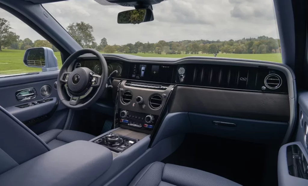 Rolls-Royce Cullinan Series II Black Badge Bespoke Daisy 2025