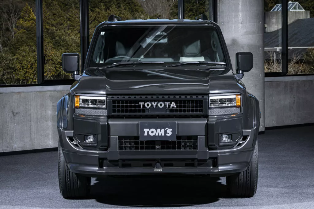 Este Toyota Land Cruiser 250 de TOM’s es tan absurdo como atractivo 6 Motor16 Toyota Land Cruiser de TOM's