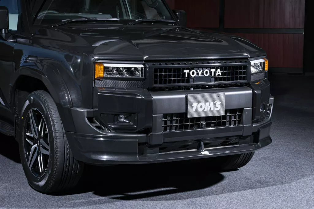 Este Toyota Land Cruiser 250 de TOM’s es tan absurdo como atractivo 7 Motor16 Toyota Land Cruiser de TOM's