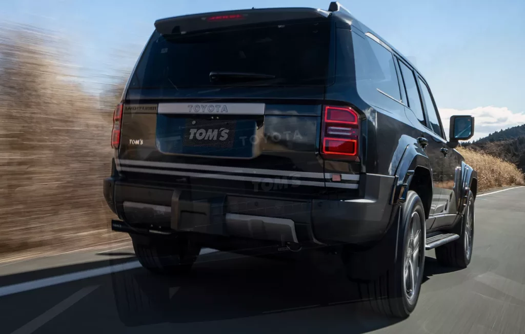 Este Toyota Land Cruiser 250 de TOM’s es tan absurdo como atractivo 8 Motor16 Toyota Land Cruiser de TOM's