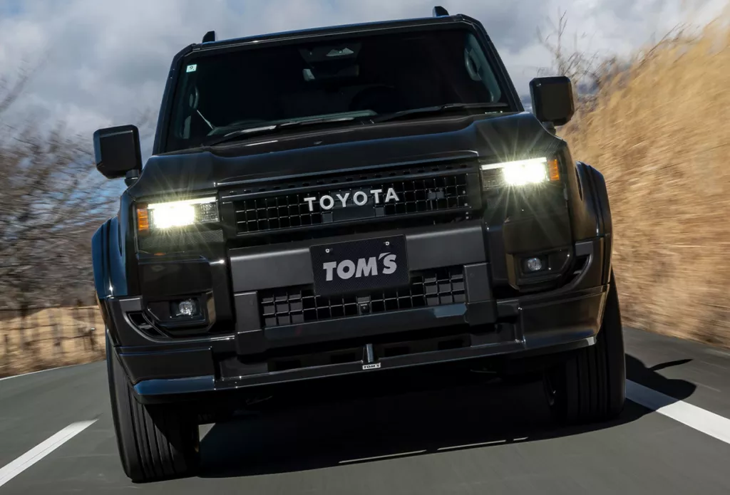 Este Toyota Land Cruiser 250 de TOM’s es tan absurdo como atractivo 10 Motor16 Toyota Land Cruiser de TOM's
