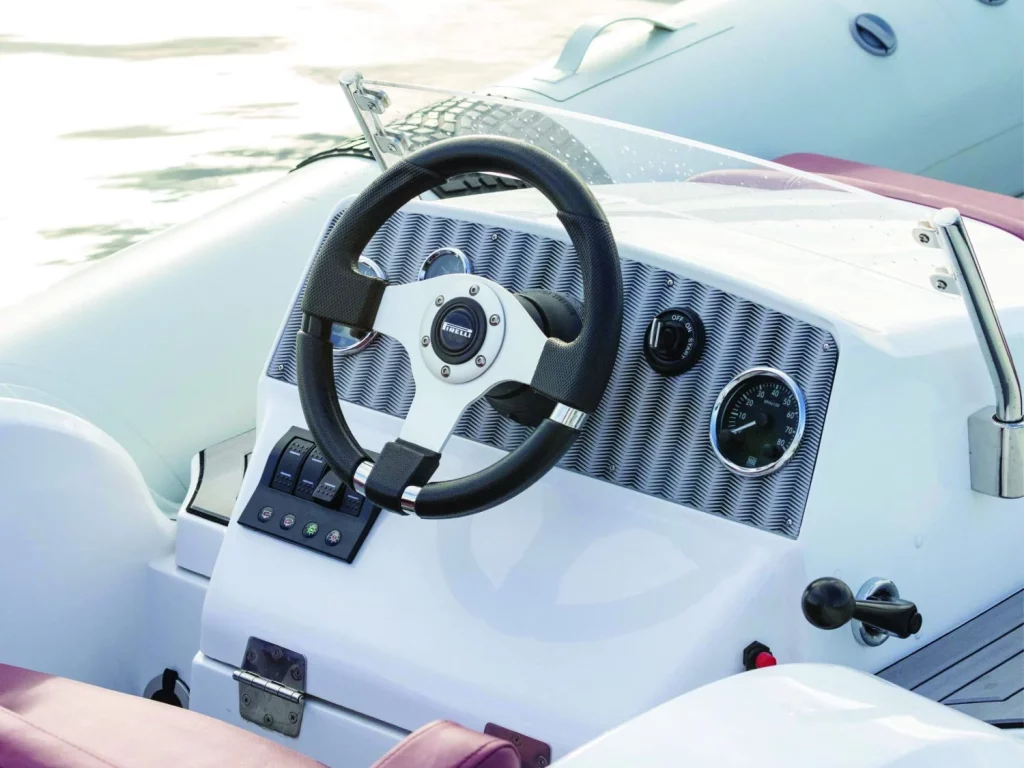 El motivo que lleva 20 años impulsando a Pirelli a surcar los mares 19 Motor16 15 2018 Pirelli Tender JLine Motor16