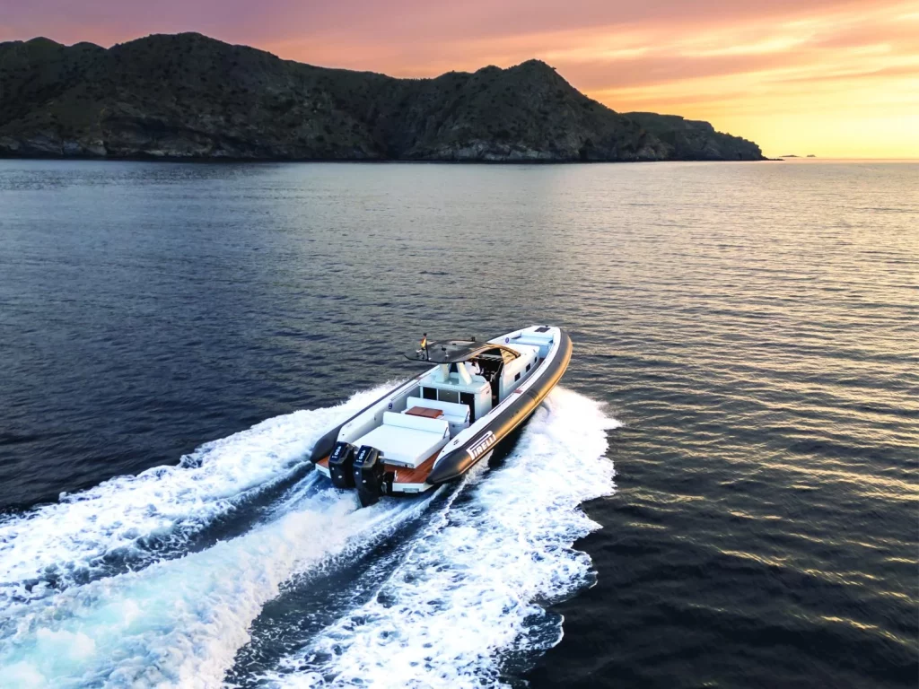 El motivo que lleva 20 años impulsando a Pirelli a surcar los mares 2 Motor16 2025 Pirelli. Barcos. Lanchas. Imagen movimiento.