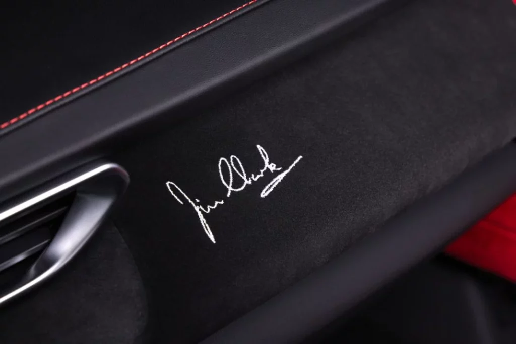 19 Lotus Emira Clark Edition Interior Jim Clark signature Motor16