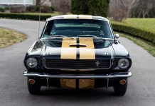 Este Ford Shelby Mustang GT350H es un trozo de historia de Hertz que ahora te busca