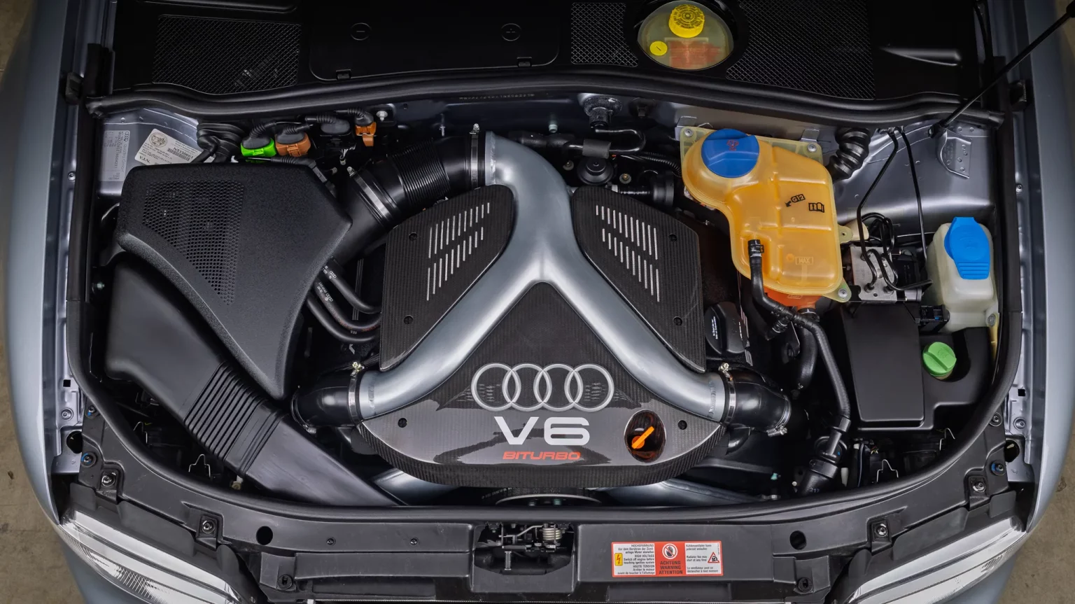 2001-Audi-RS4-Avant-BaT-28-1536x863.webp